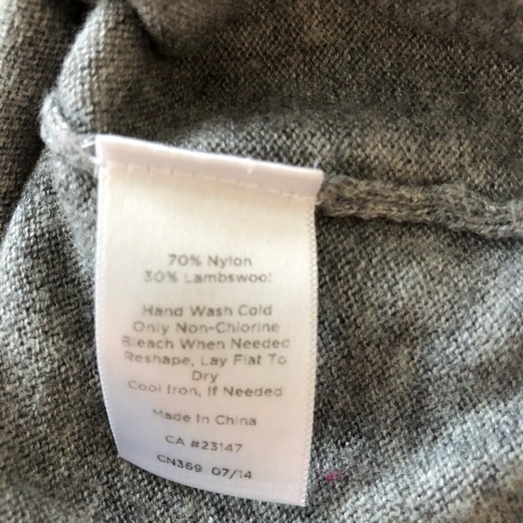 Talbots Soft lambs wool blend Polarbear Graphic Lg - Picture 7 of 8